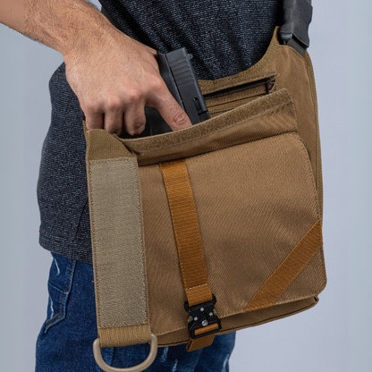 תיק צד מעוצב לנשיאת אקדח, עם מנגנון לשליפה מהירה. דיסקרטי, חכם ונוח.